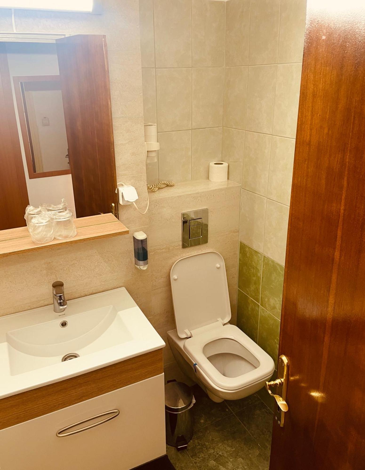 Hotel Moldova Birlad Luaran gambar