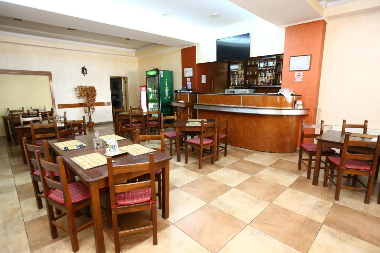 Hotel Moldova Birlad Luaran gambar